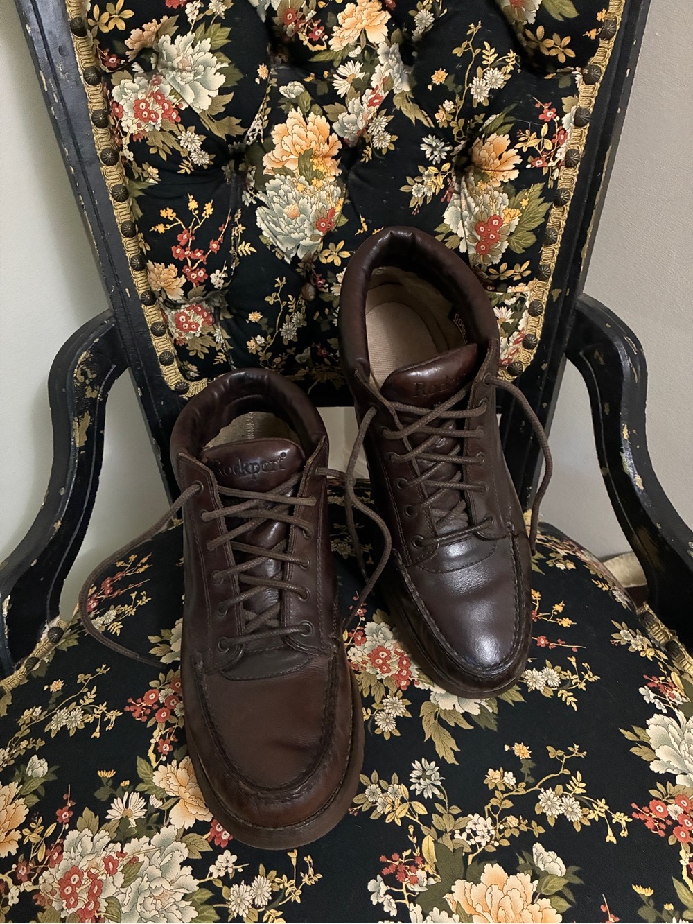 Vintage Rockport Dark Brown Leather Boots with Gore-Tex and Vibram Soles